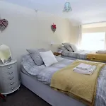 2 Mellfell View