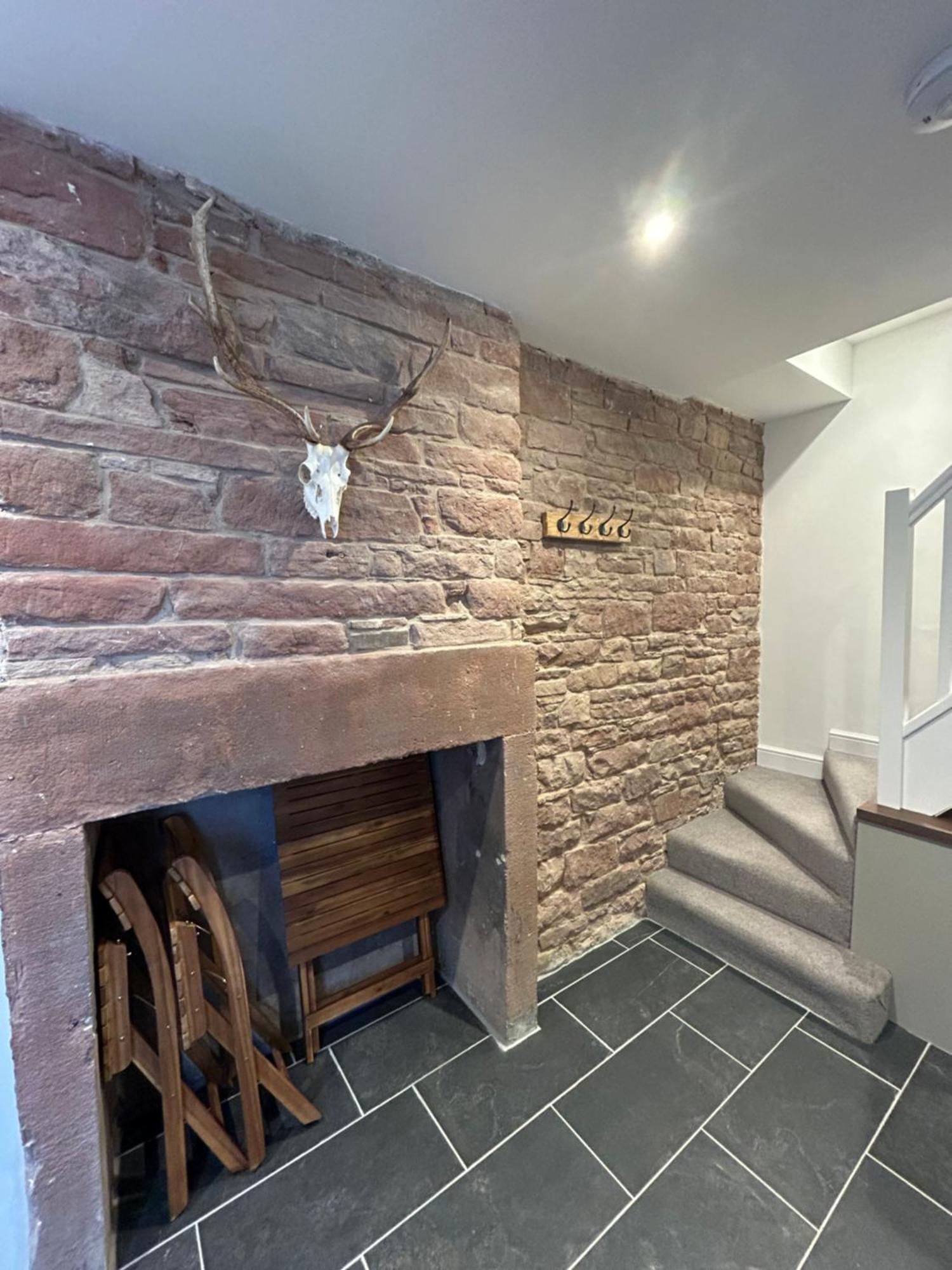 The Burrow, Gateway To The Lakes Holiday home *