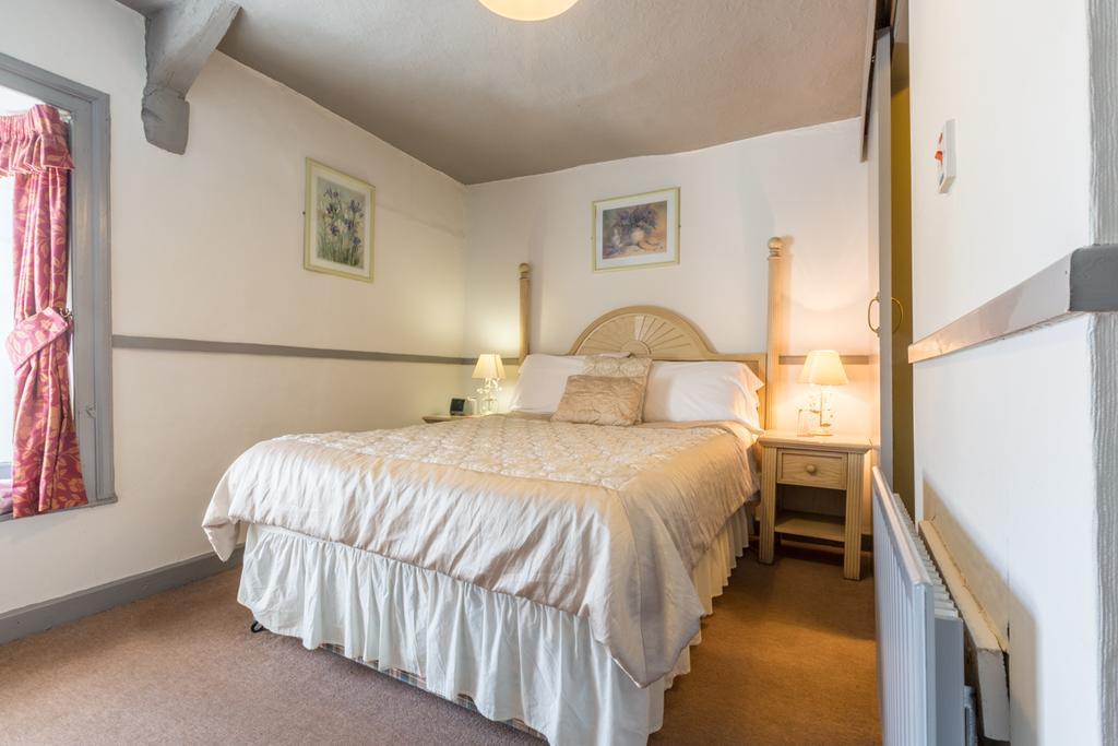 Inn The Cross Keys 3*