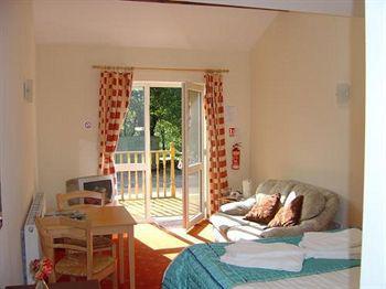 Inn The Cross Keys 3*