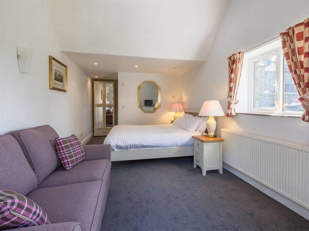 Inn The Cross Keys 3*