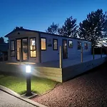 Serenity Holiday Home Not For Use By Contractors