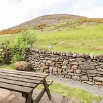 Two Town End