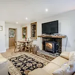 Kidsty Cottage