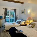 Cross Keys Inn