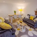 Joiners Cottage