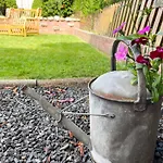 Fell View - Dog-Friendly House, Enclosed Garden & Great Views