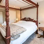 Luham Cottage