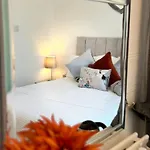 Abbey House B & B