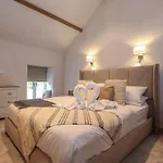 Meadow Syke Byre