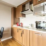 Host & Stay - Bowscale Suite