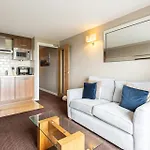 Host & Stay - Bowscale Suite