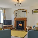 Bumblebee Nook