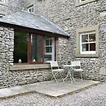 Great Kettle Barn Cottage