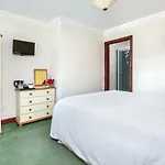 B&B Meadow View