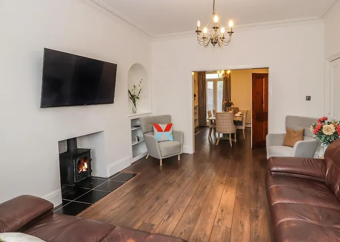7 Lonsdale Terrace