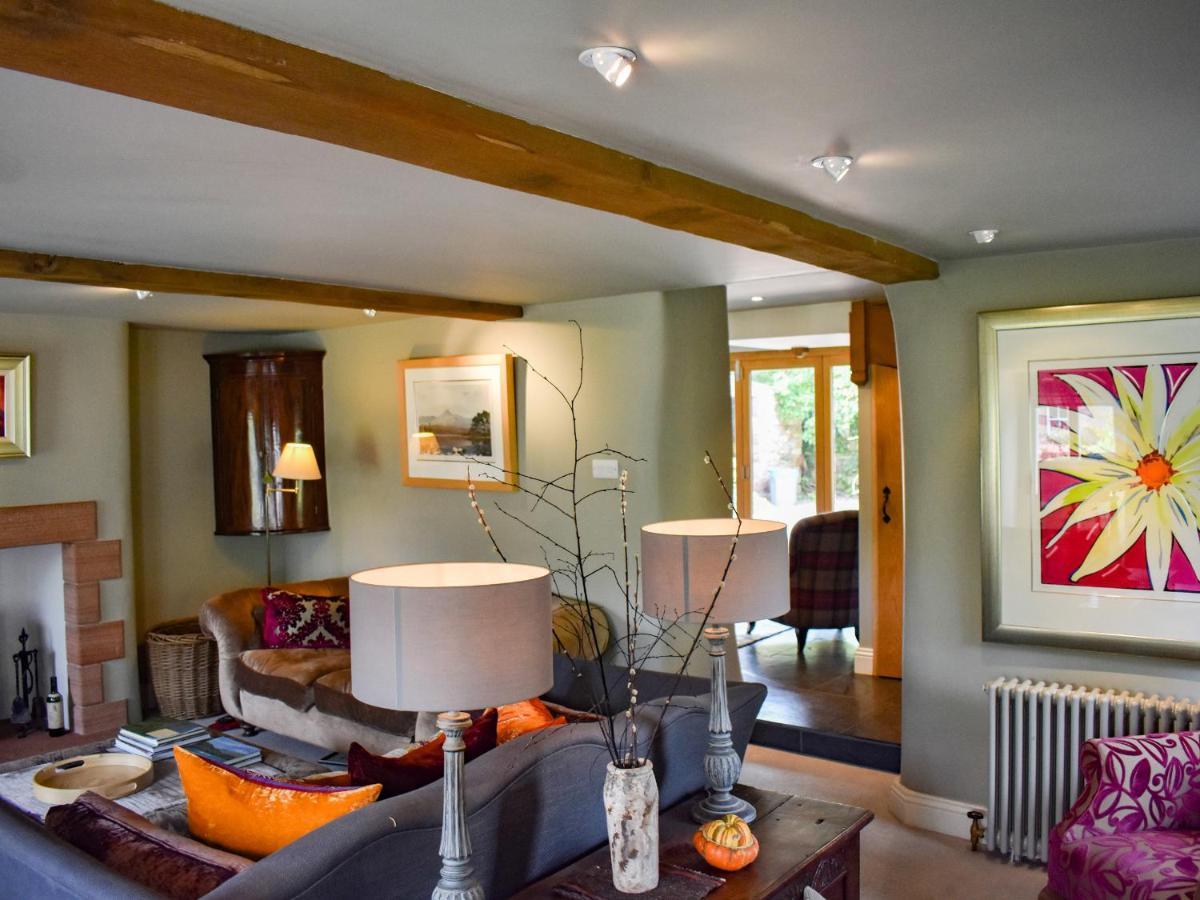 Holiday home Yew Tree