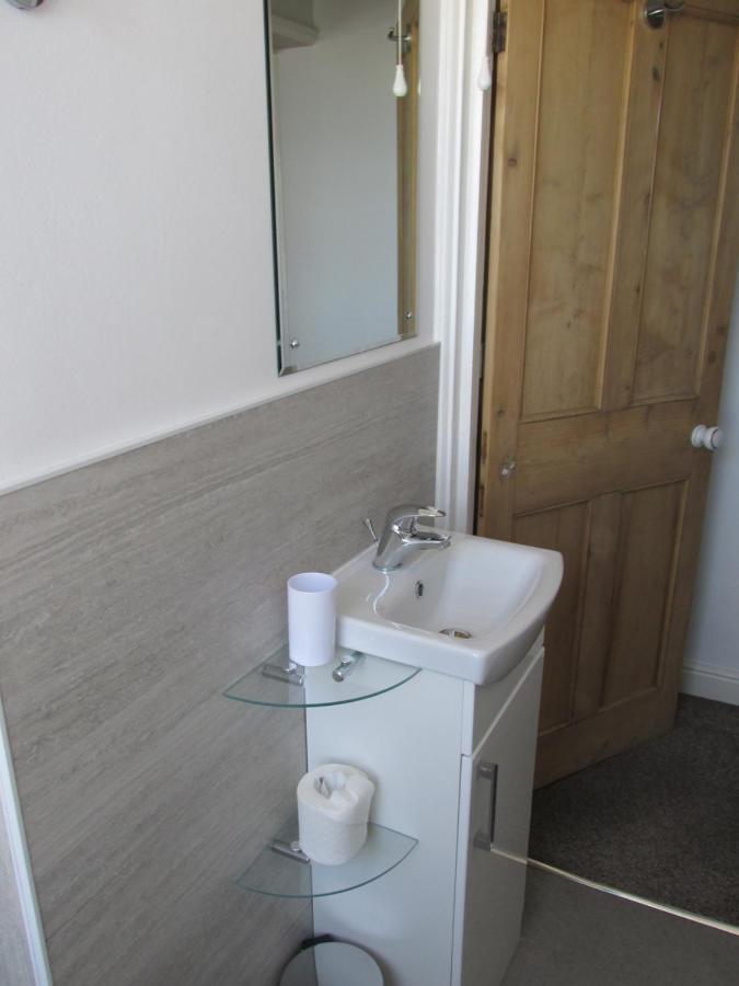 No 3 * Penrith