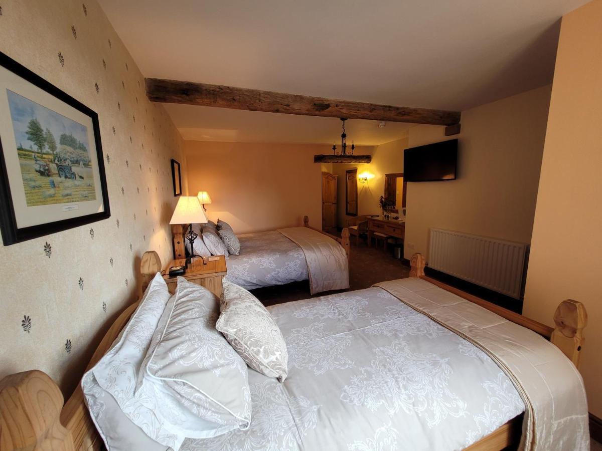 The Ginney Country 4*