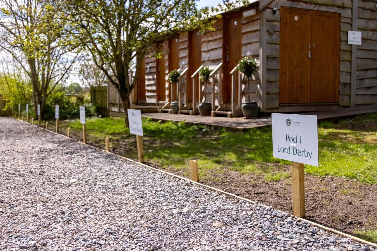 Orchard Hideaways * Penrith