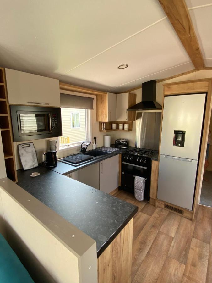 Serendipity Holiday Not For Use By Contractors *