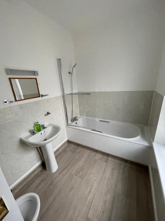 The Castlegate Arms 2*