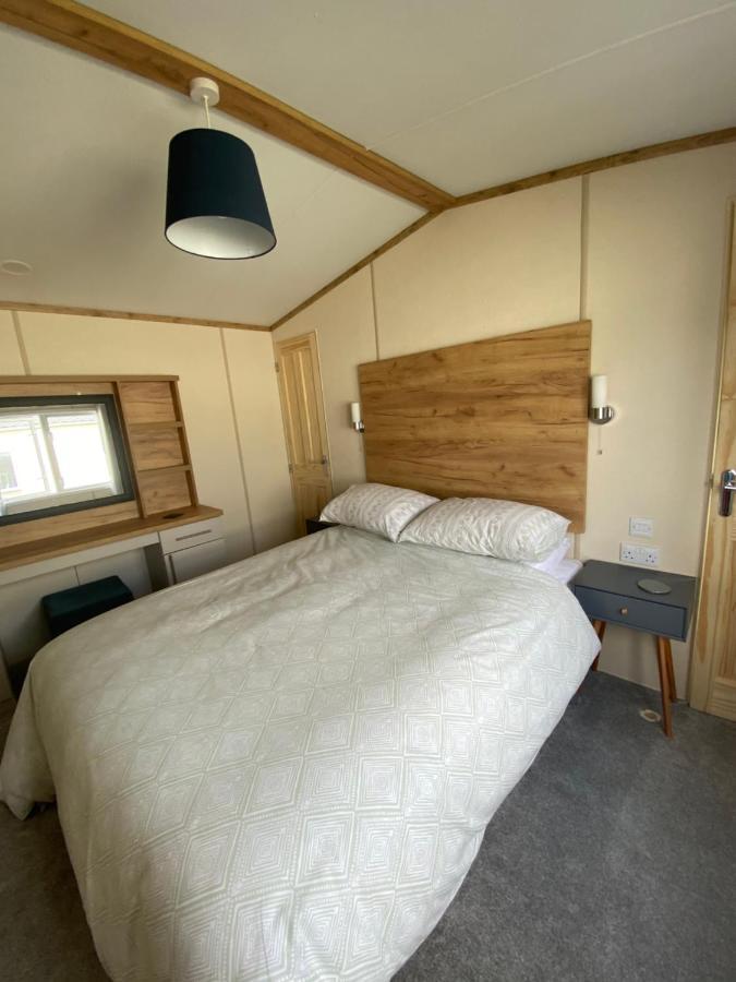 Serendipity Holiday Not For Use By Contractors