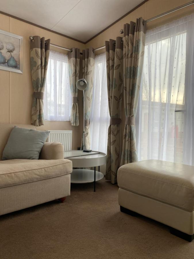 Serenity Holiday Not For Use By Contractors *