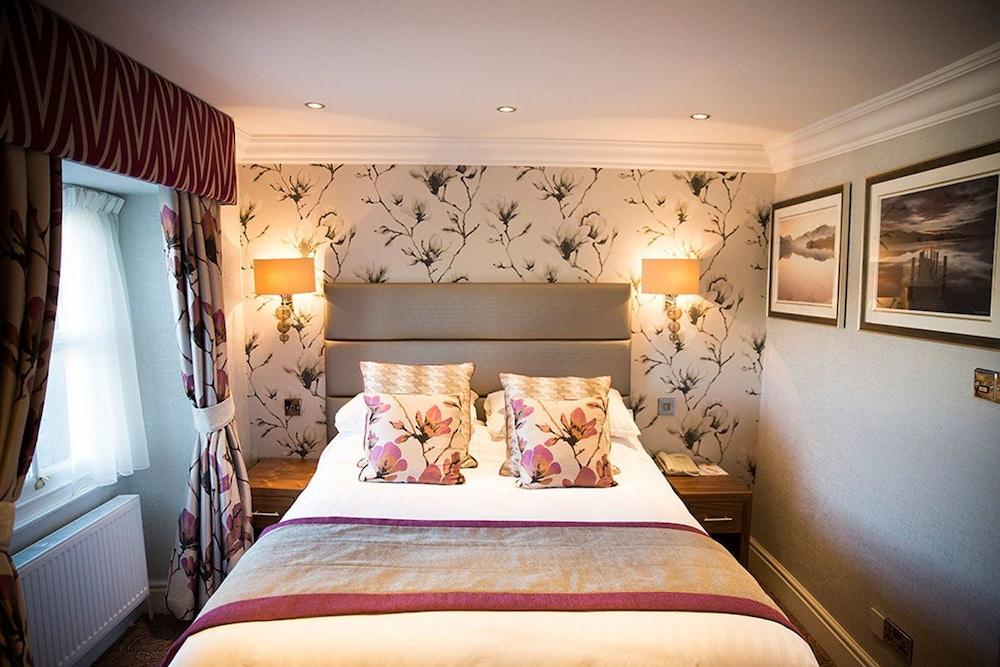 The George Hotel 3*