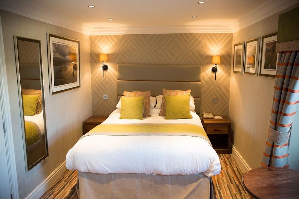 The George Hotel 3*