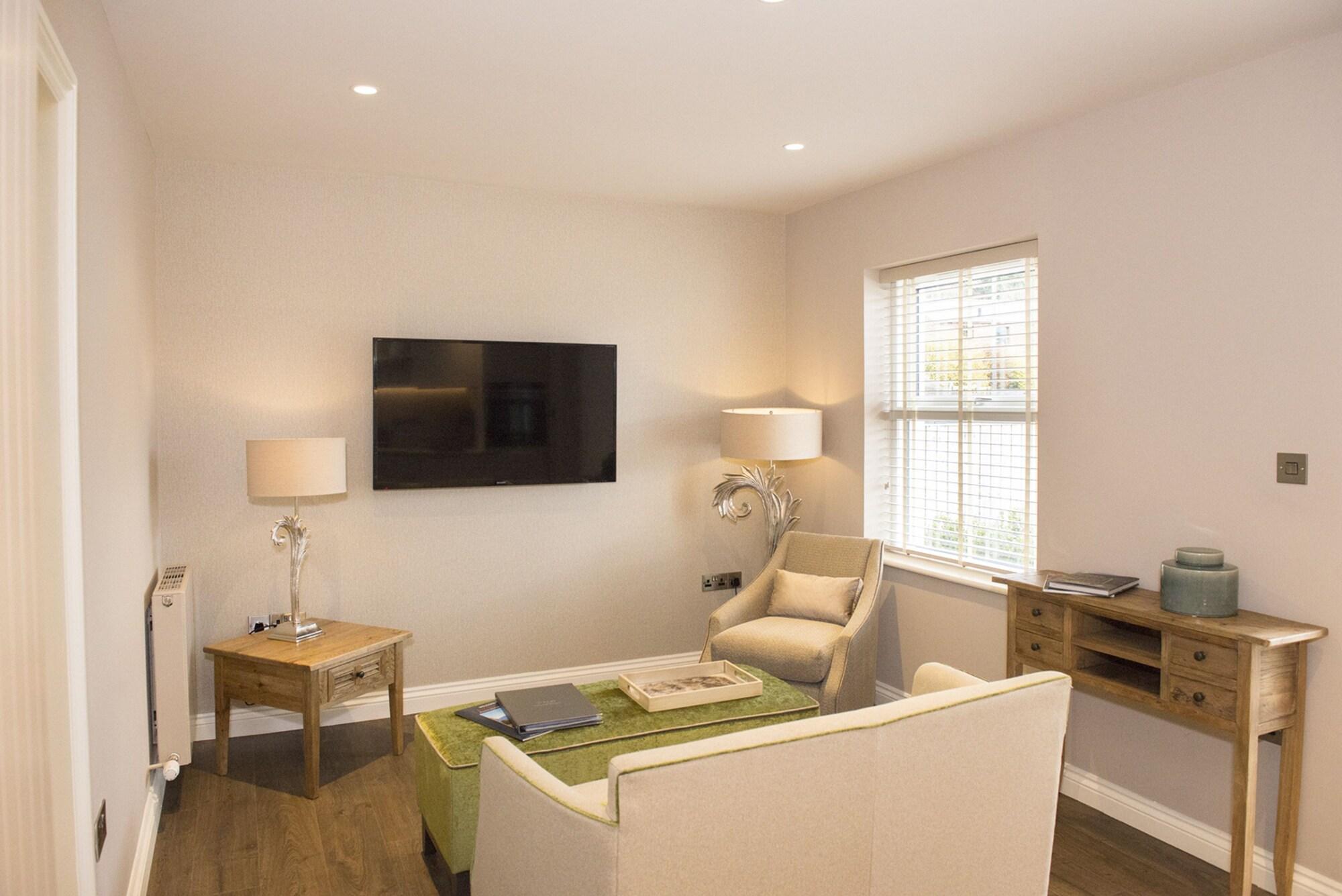 Roundthorn & Luxury 5*