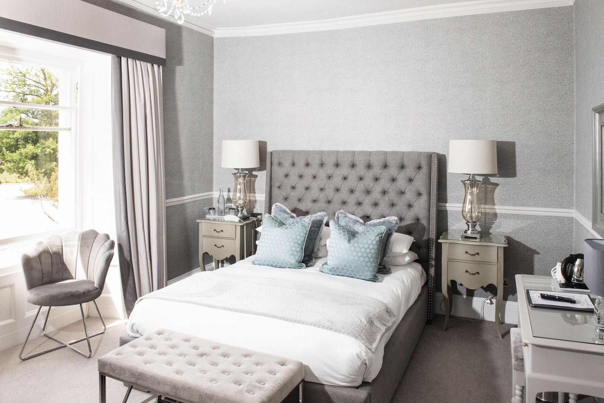 Roundthorn & Luxury