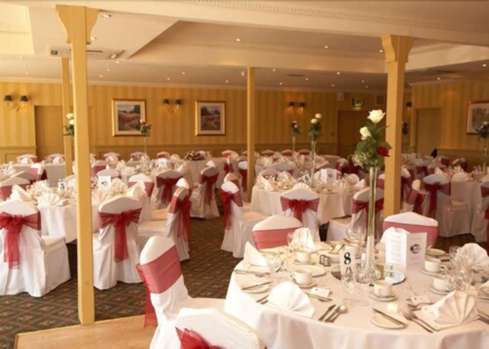 Roundthorn & Luxury