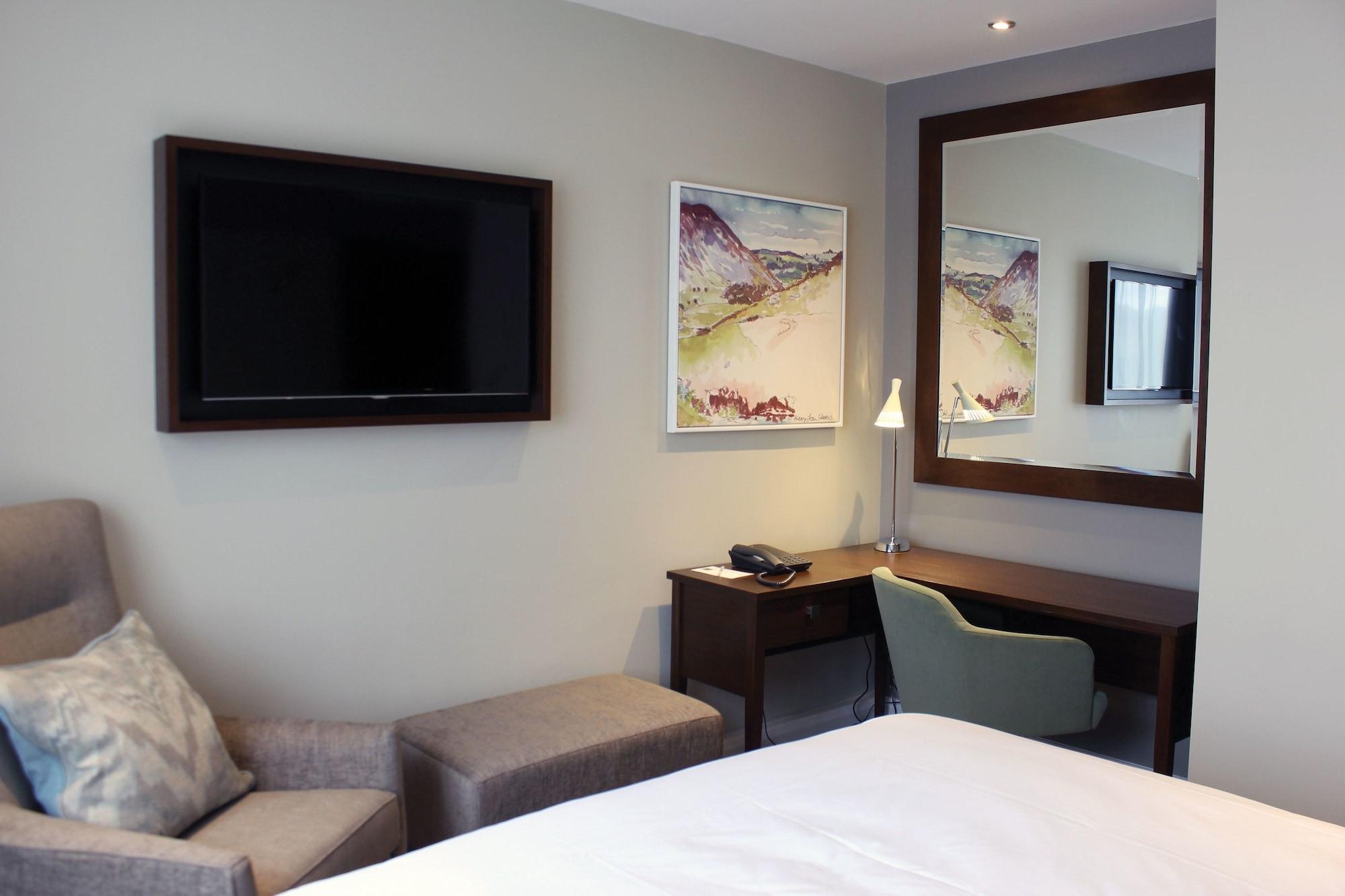 North Lakes And Hotel Penrith