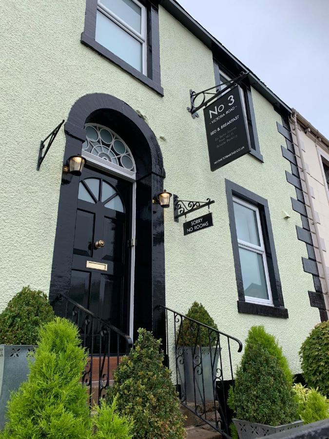No 3 Bed & Breakfast