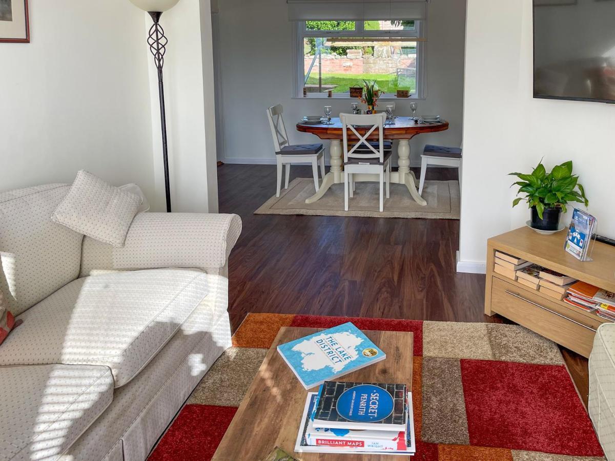 Fell View - Dog-friendly House, Enclosed Garden & Great Views Holiday home Penrith