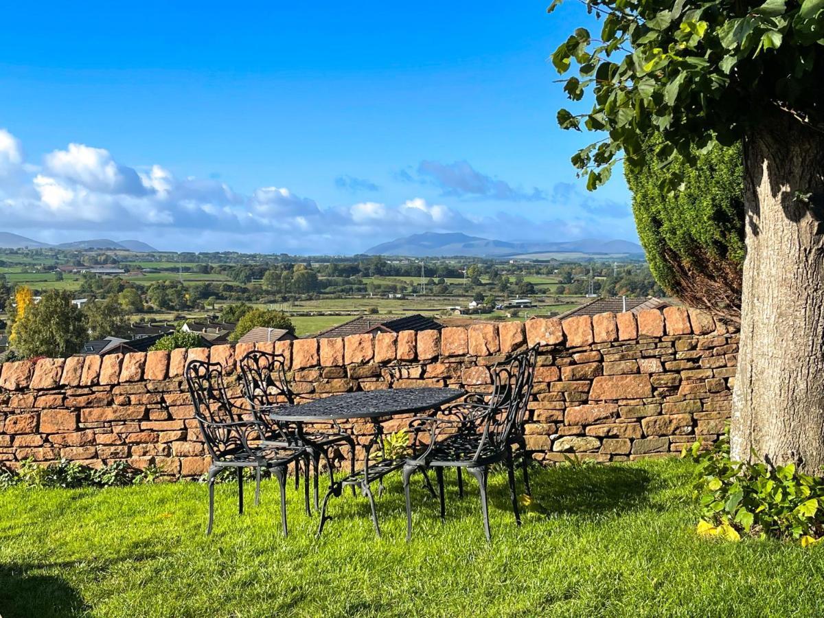 Holiday home Fell View - Dog-friendly House, Enclosed Garden & Great Views