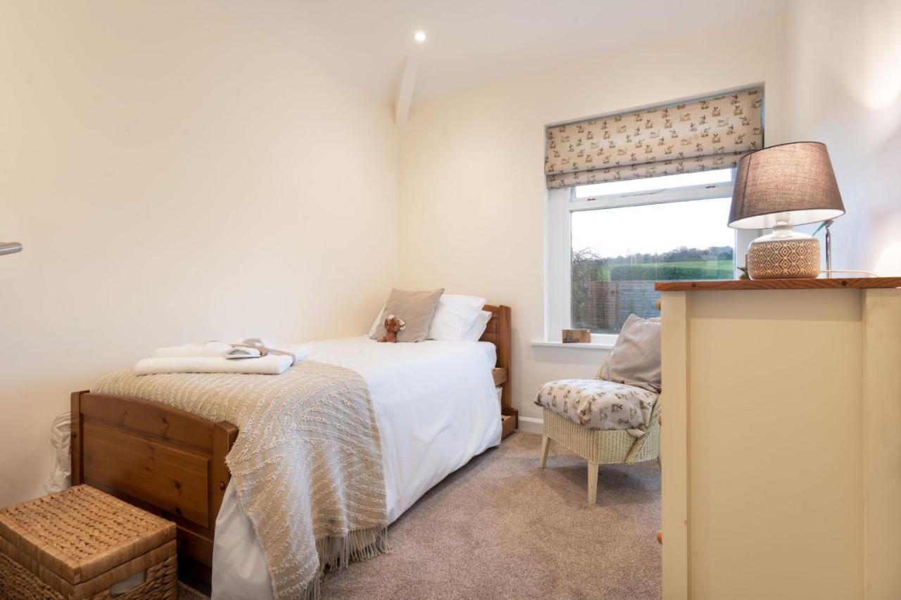 Fell View - Dog-friendly House, Enclosed Garden & Great Views *