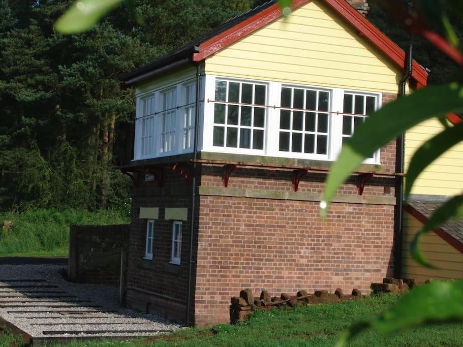 Holiday home The Signal Box *