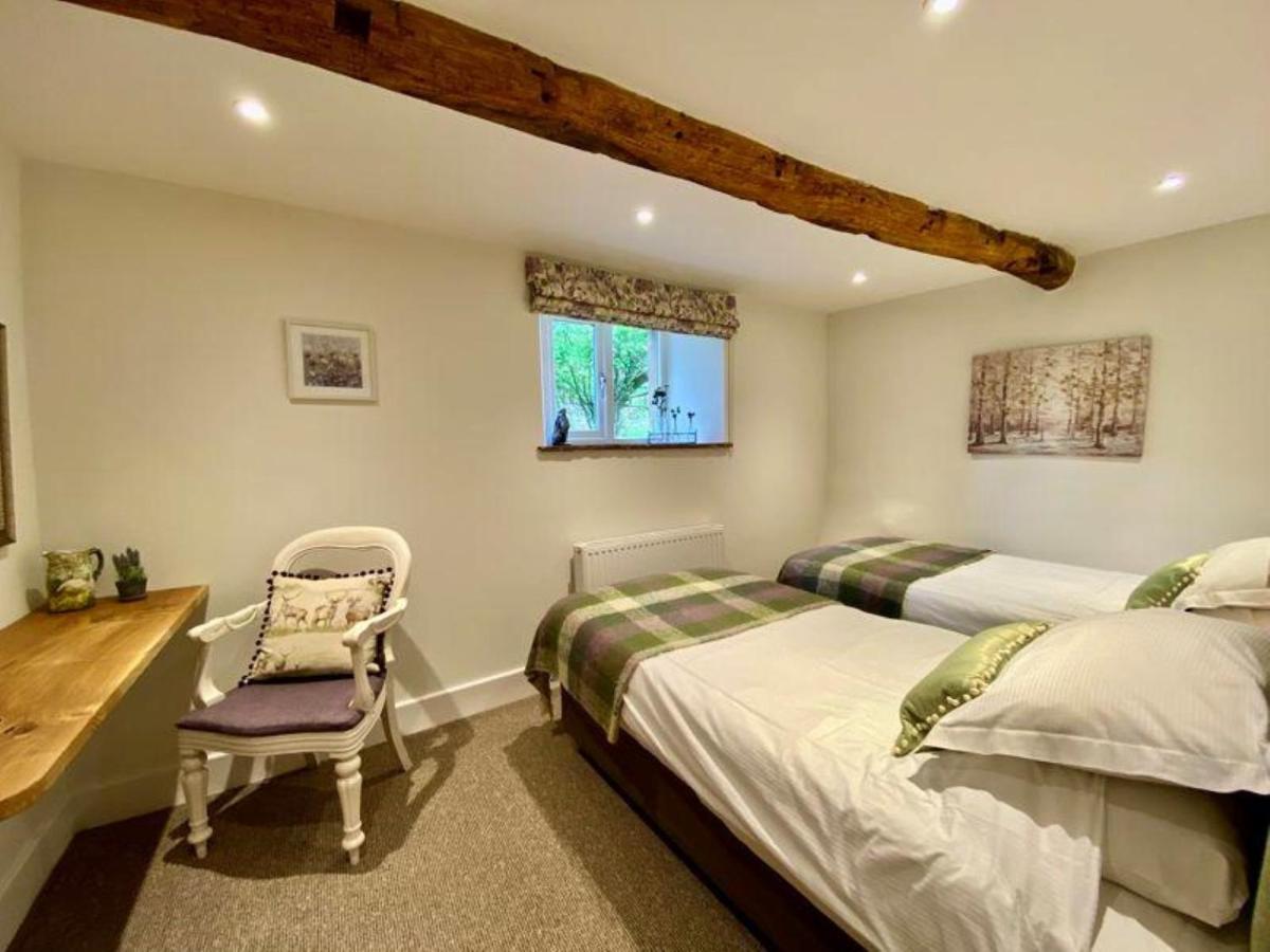 Stunning Barn Minutes From The District Holiday home *