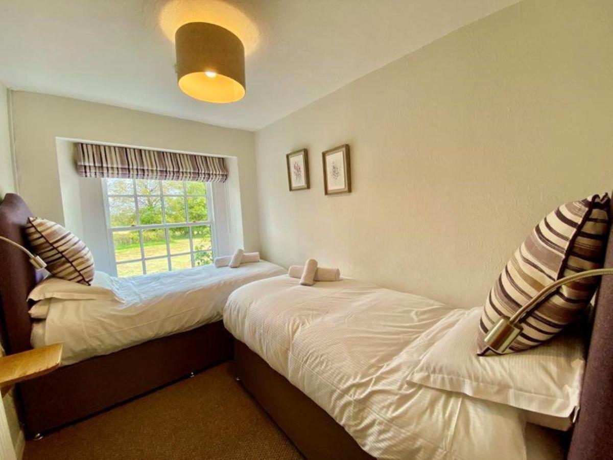 Holiday home Elegant & Spacious With Wonderful Views Penrith