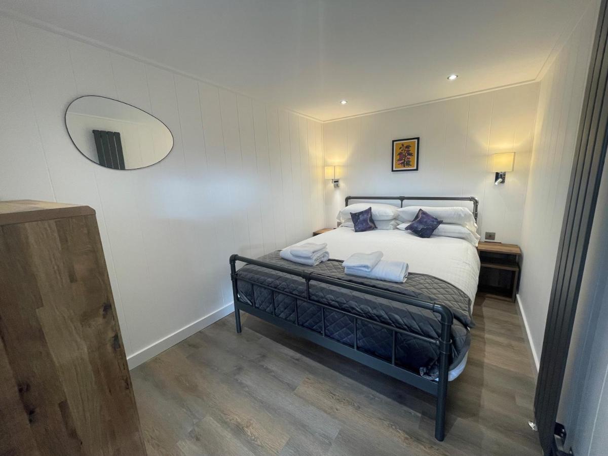 Martindale & Fusedale Apartment