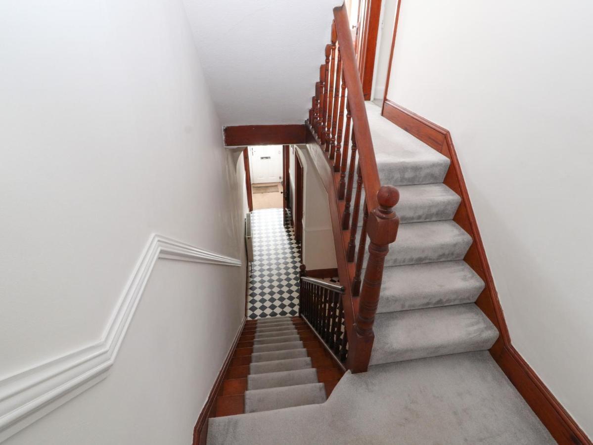 7 Lonsdale Terrace
