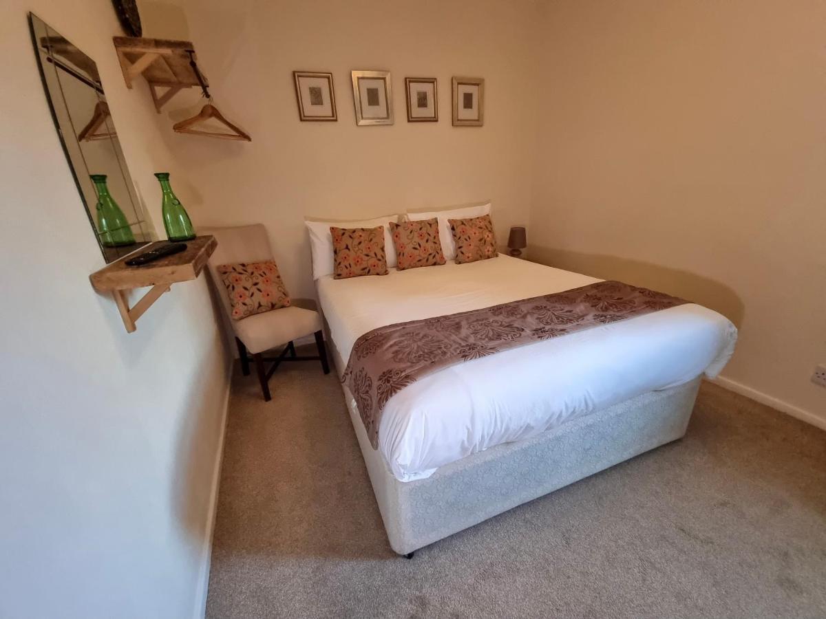 The Globe Hotel 3*