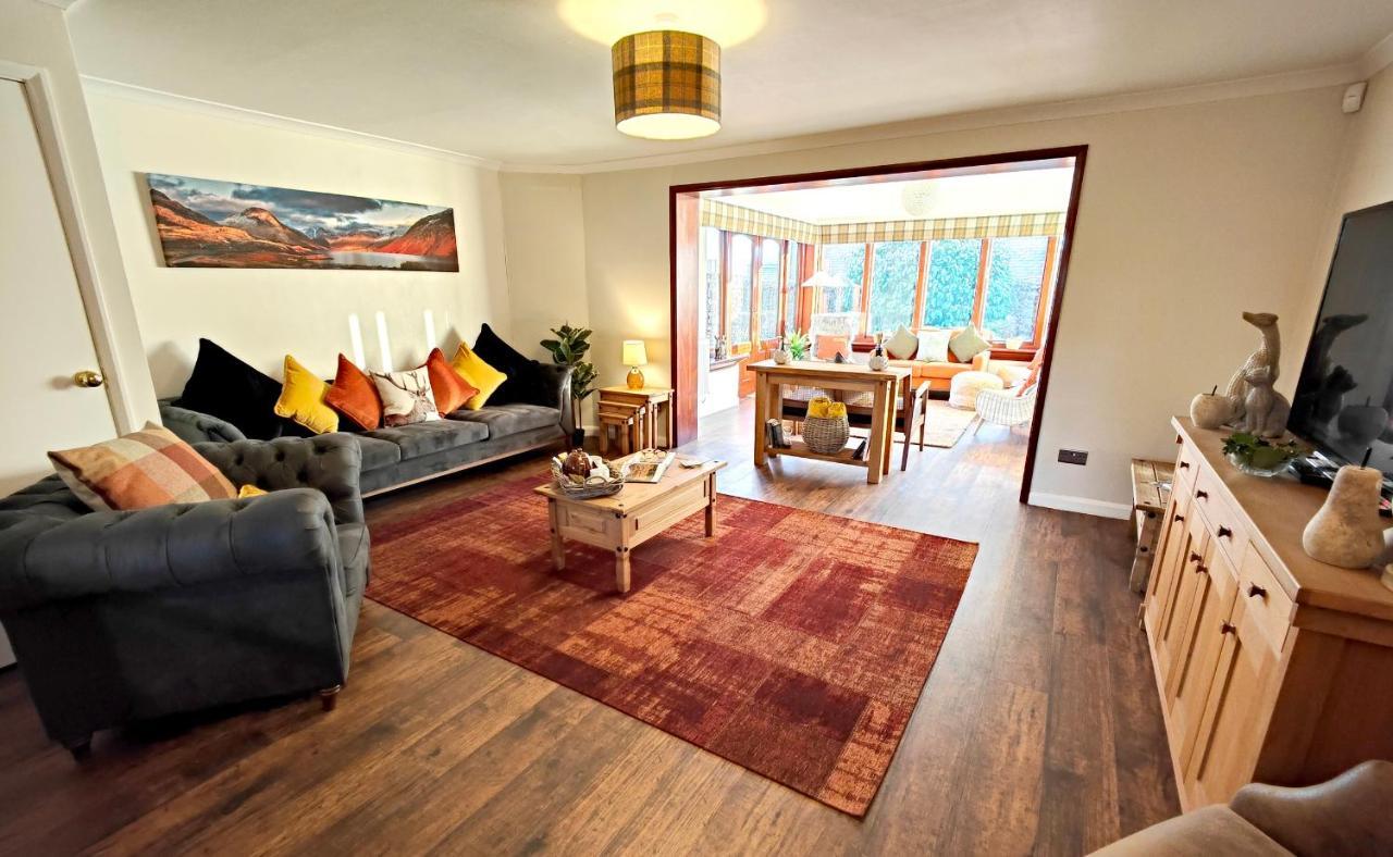 Yewtree House Holiday home *