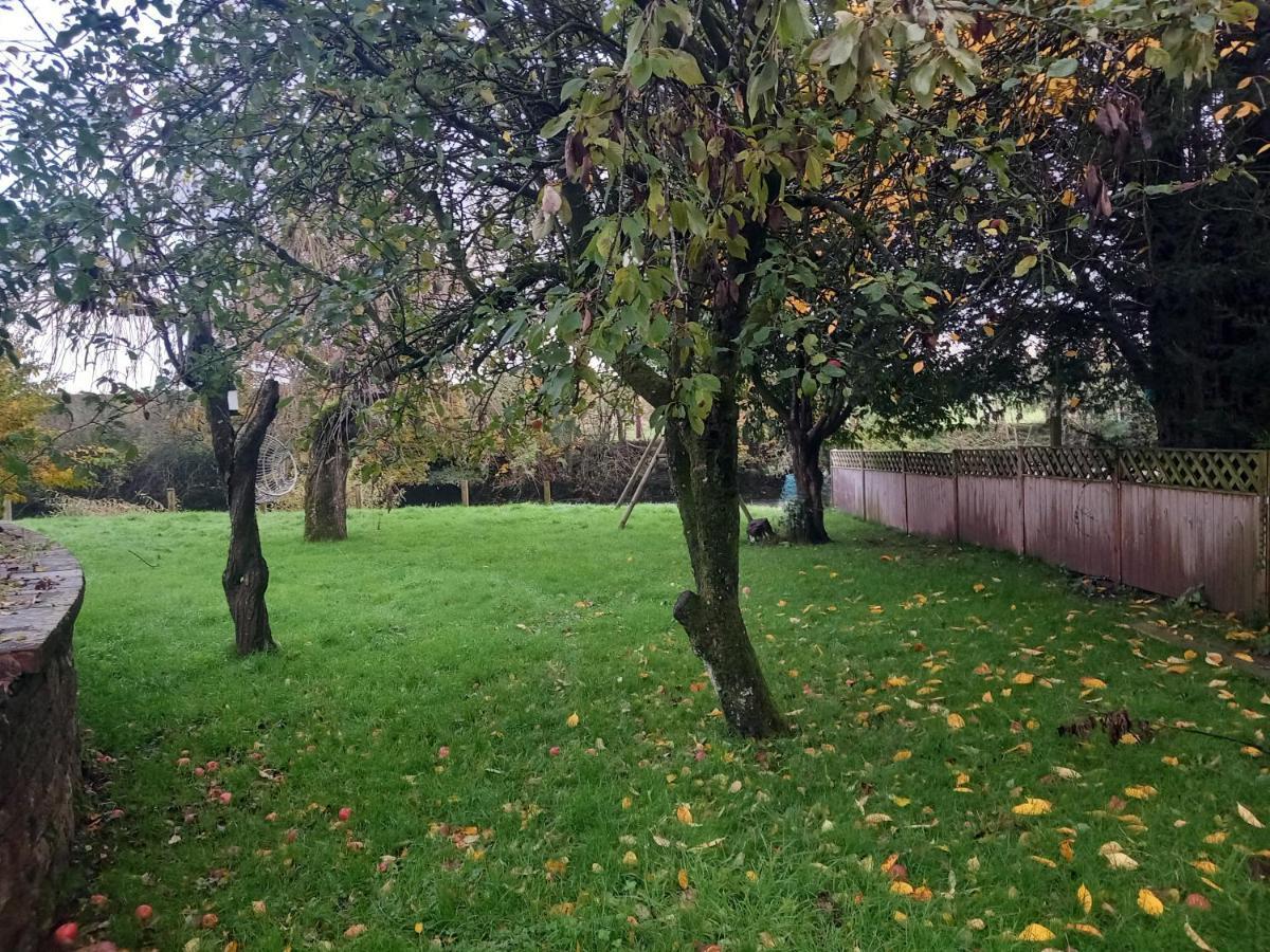 Riverside Annex At Ashbank