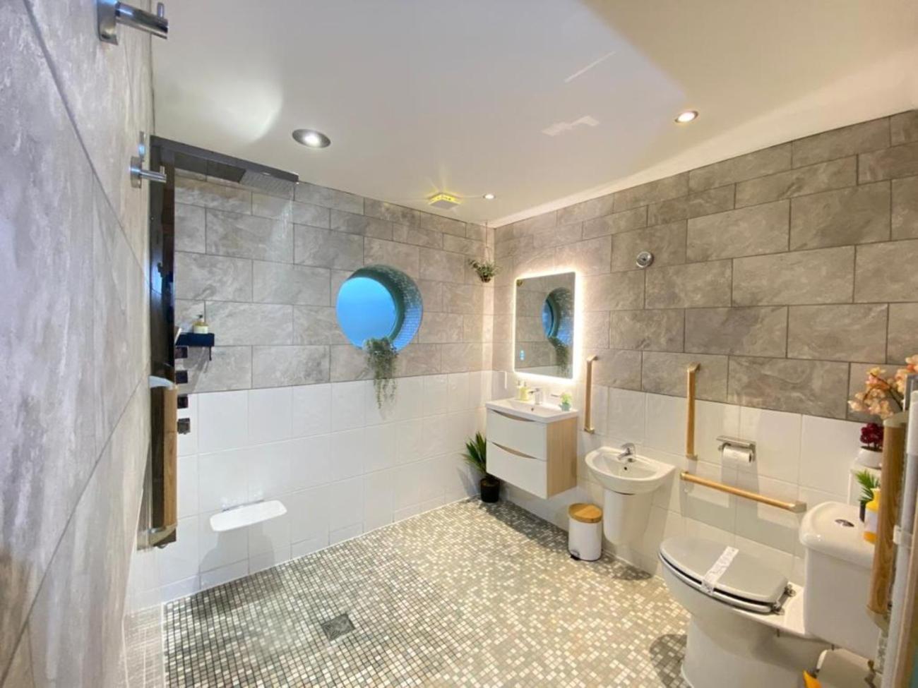Holiday home District Romantic Get Away In 1 Acre Gardens Off M6 Penrith