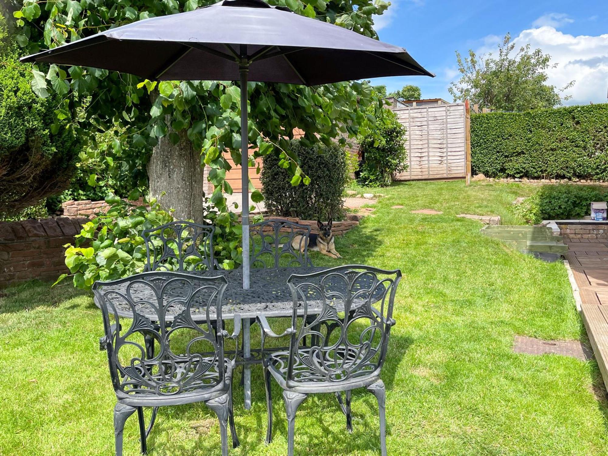 Holiday home Fell View - Dog-friendly House, Enclosed Garden & Great Views *