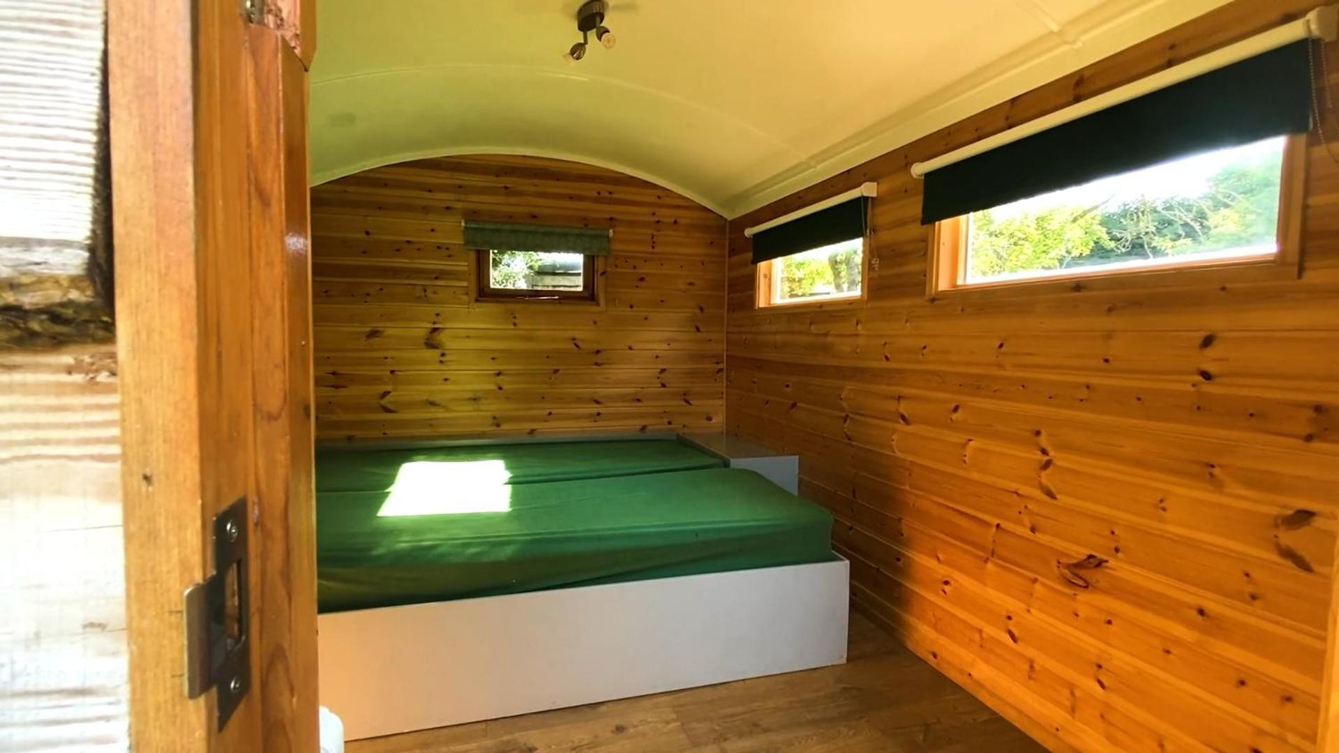 Orchard Hideaways Campsite *