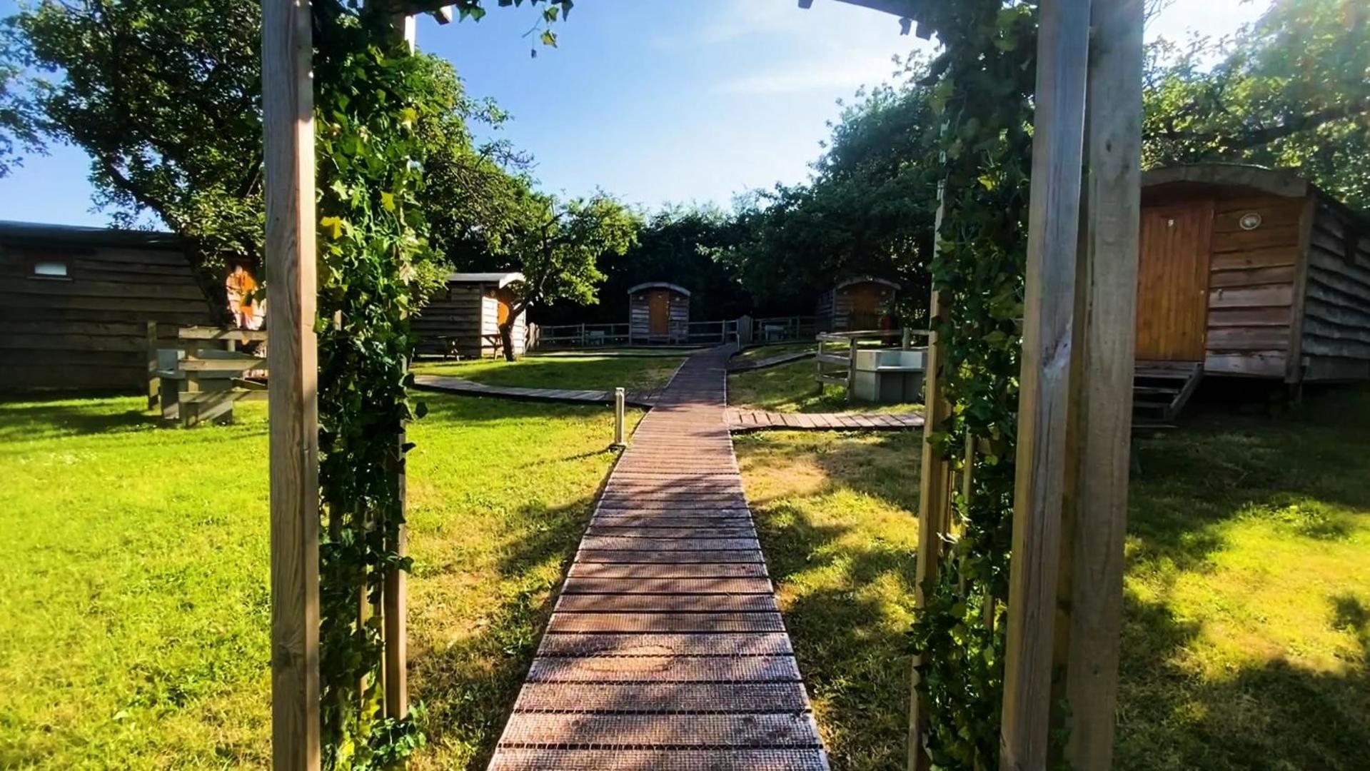 Orchard Hideaways Campsite